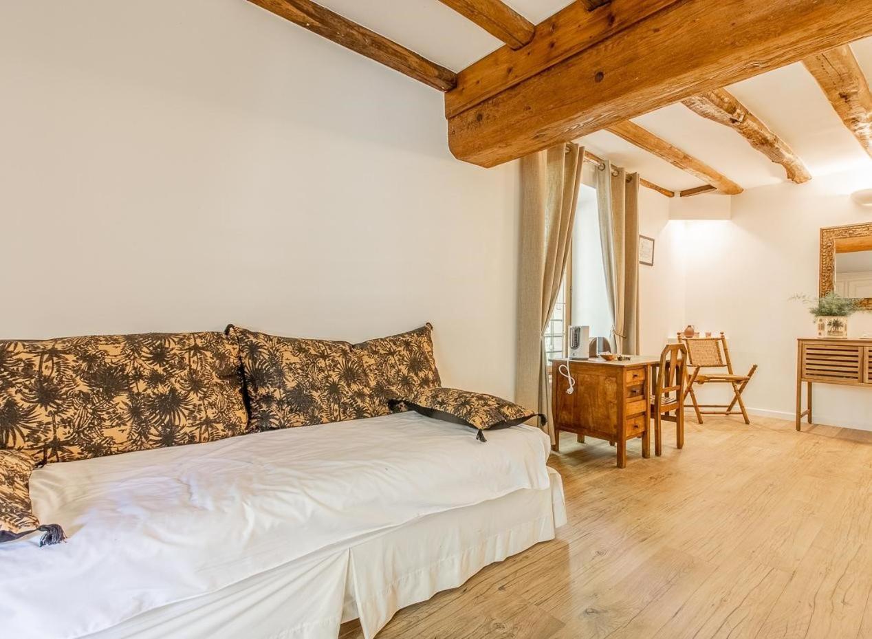 Le Domaine De Moroges Bed & Breakfast エクステリア 写真